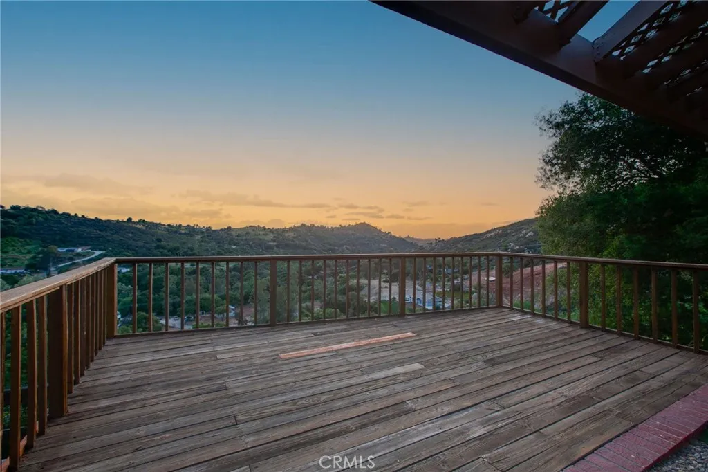 https://cdn.realtyfeed.com/cdn/127/306424711/deb3de41829a59d209fcf01d4fda1b58.webp