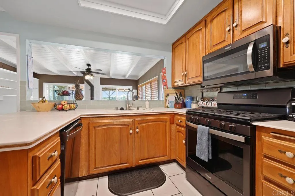 https://cdn.realtyfeed.com/cdn/127/306424732/8e9c06712fc1396ffa30cd5a838dbcf3.webp