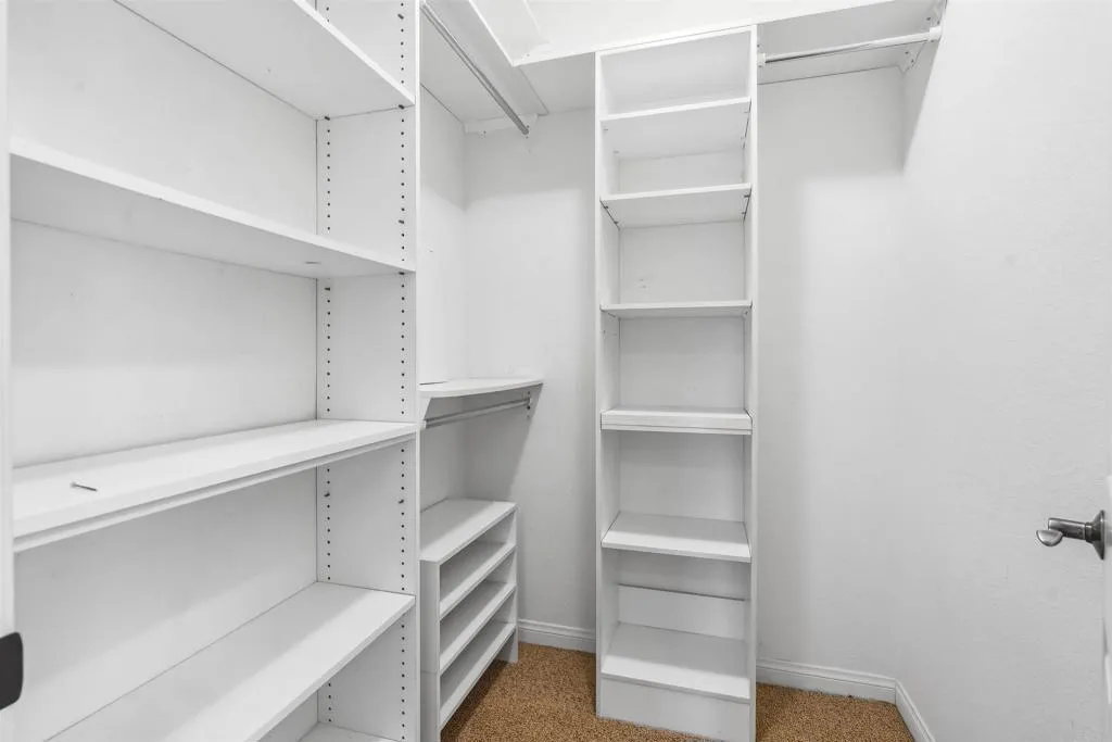 https://cdn.realtyfeed.com/cdn/127/306424813/377c8bceb0000f58887ce7c9a38b1e5d.webp
