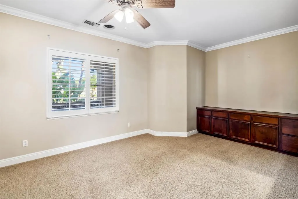 https://cdn.realtyfeed.com/cdn/127/306424813/f134d1f5a33678fa93b877ec1231281c.webp