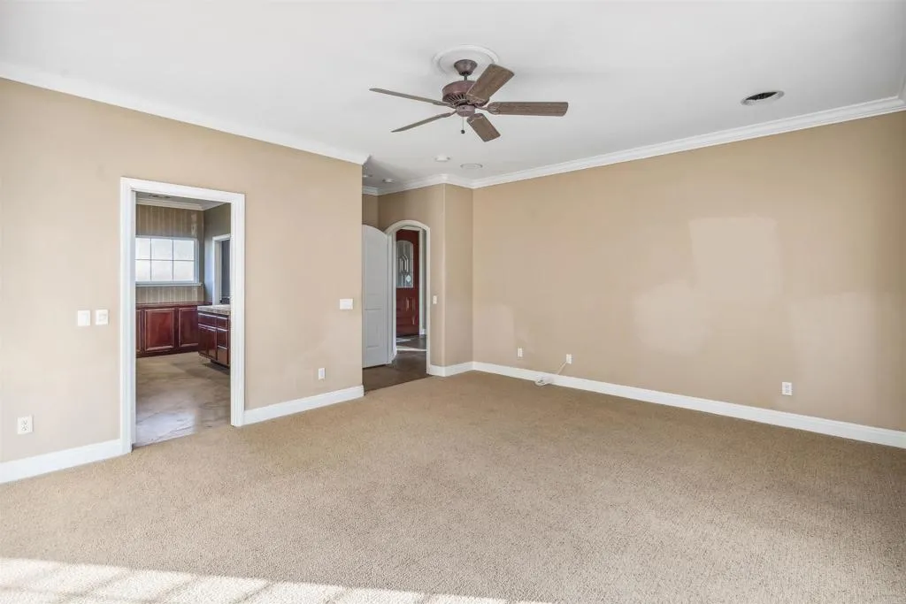 https://cdn.realtyfeed.com/cdn/127/306424813/faa375d56e882440c9c53e0d6cc71117.webp
