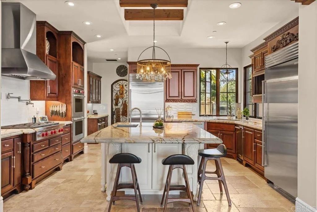 https://cdn.realtyfeed.com/cdn/127/306424839/72e21106bffe2913795b0ab8bd77e831.webp