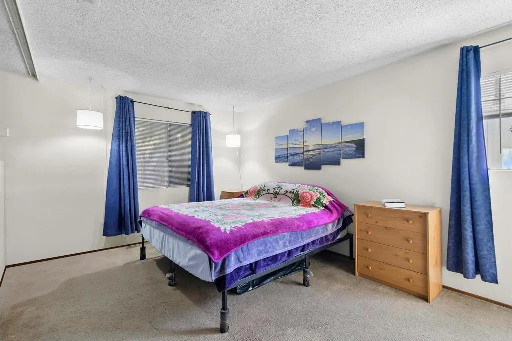 https://cdn.realtyfeed.com/cdn/127/306425077/88eb9ee9841cceb0552181053f75c4bb.webp