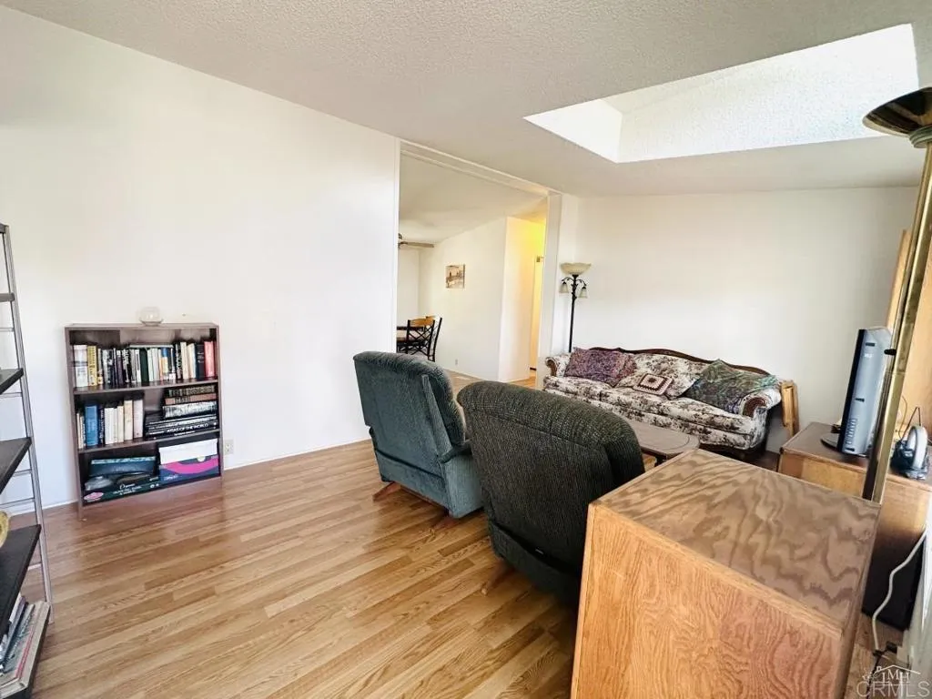https://cdn.realtyfeed.com/cdn/127/306425260/764b909ef02c82d1c805d16a877e74d5.webp