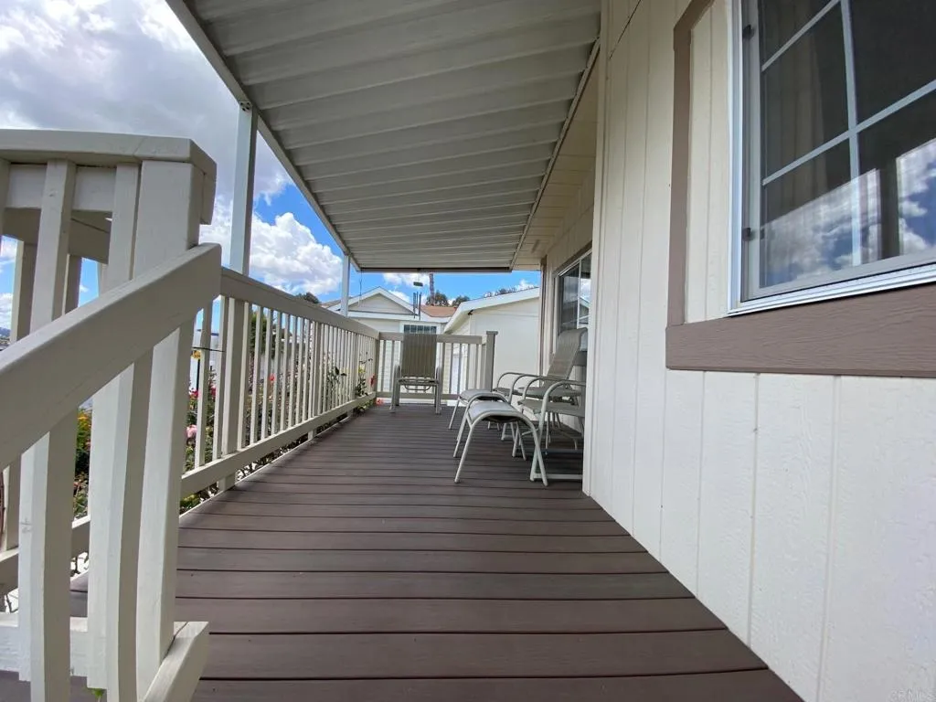https://cdn.realtyfeed.com/cdn/127/306425260/cf384628a230f89a73f5f787834ad003.webp
