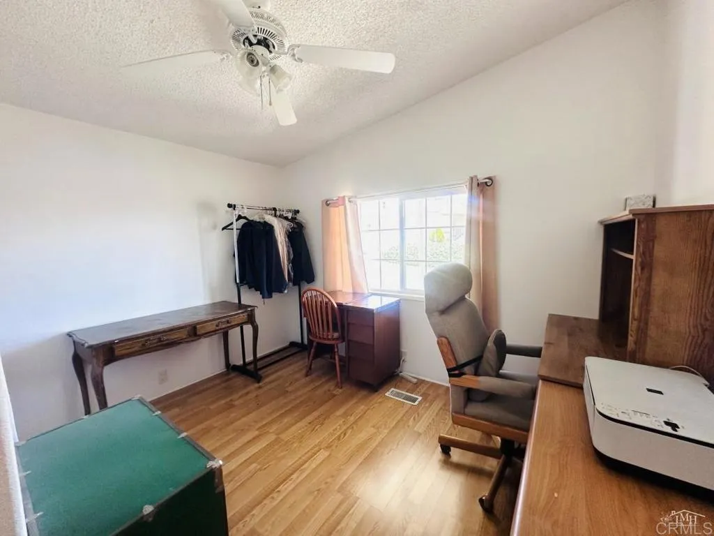 https://cdn.realtyfeed.com/cdn/127/306425260/f25e364df51b361aa100d70353d8fc0f.webp