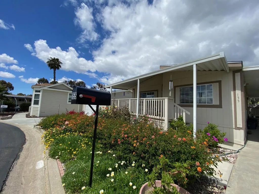 https://cdn.realtyfeed.com/cdn/127/306425260/fdb150c2a552d43dc878689353139e8f.webp