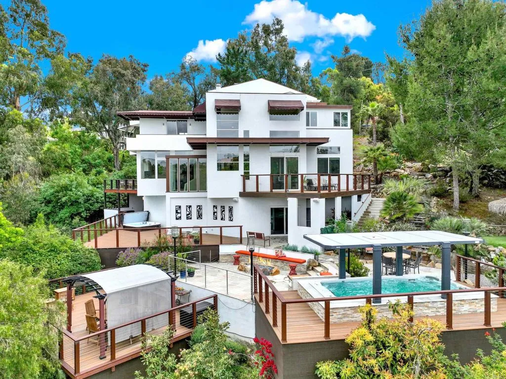 https://cdn.realtyfeed.com/cdn/127/306425479/008e6a4aec6023b38ff6cb508ef18644.webp