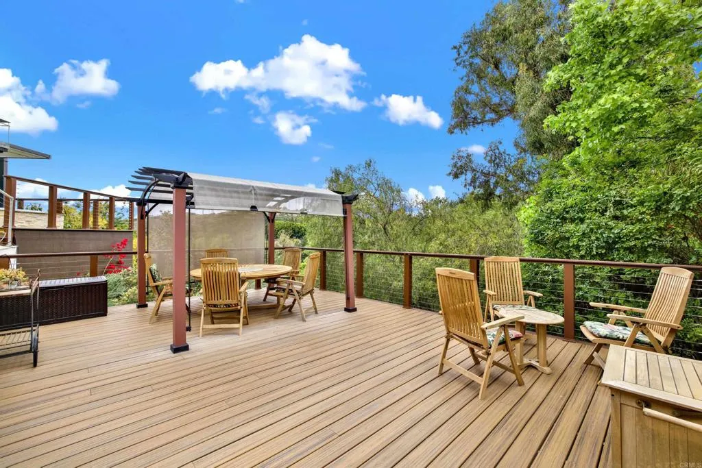 https://cdn.realtyfeed.com/cdn/127/306425479/1e4b86986ba95bd37a78131c1f5db756.webp