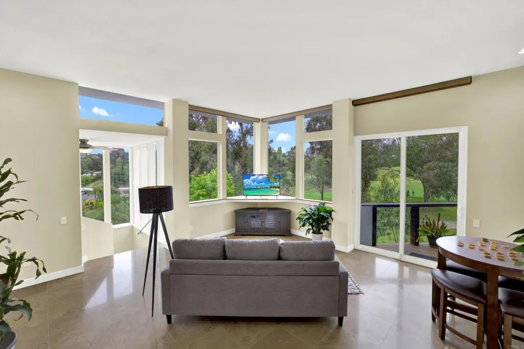 https://cdn.realtyfeed.com/cdn/127/306425479/2bd6d7131336f87d96afb4a4f3757c01.webp