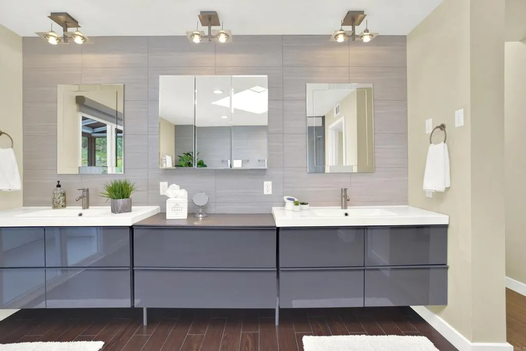 https://cdn.realtyfeed.com/cdn/127/306425479/64c2870fc79138b55da8349d75699cf5.webp