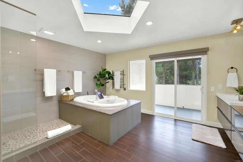 https://cdn.realtyfeed.com/cdn/127/306425479/826ceb304614df8f90dd479cf1695973.webp