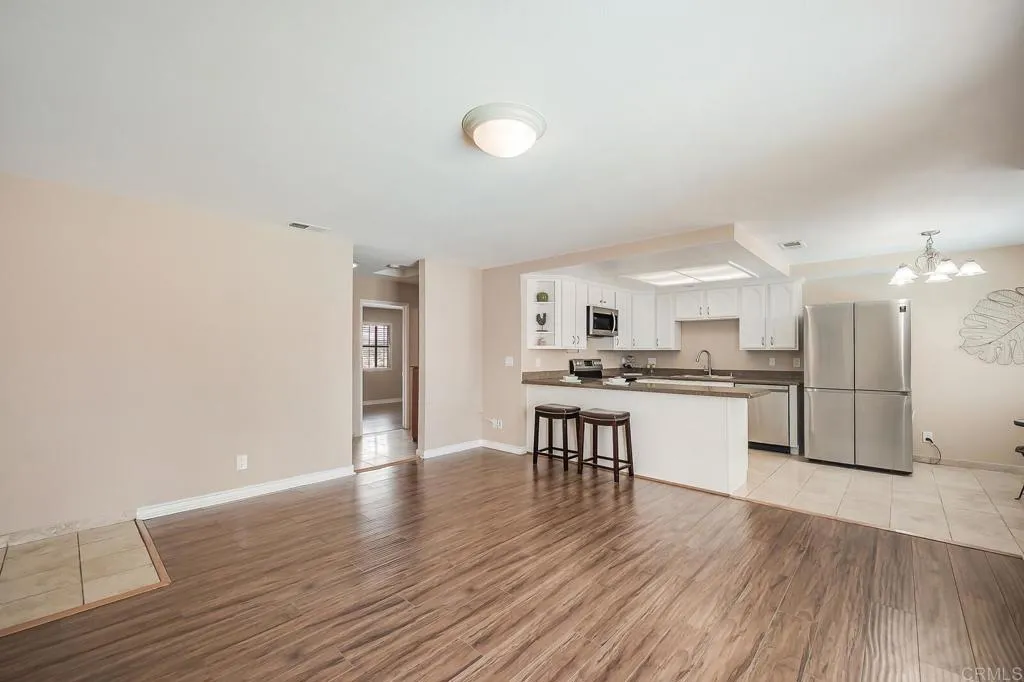 https://cdn.realtyfeed.com/cdn/127/306425538/1f3196e9499f3b5f6c888bfd9a1865b6.webp