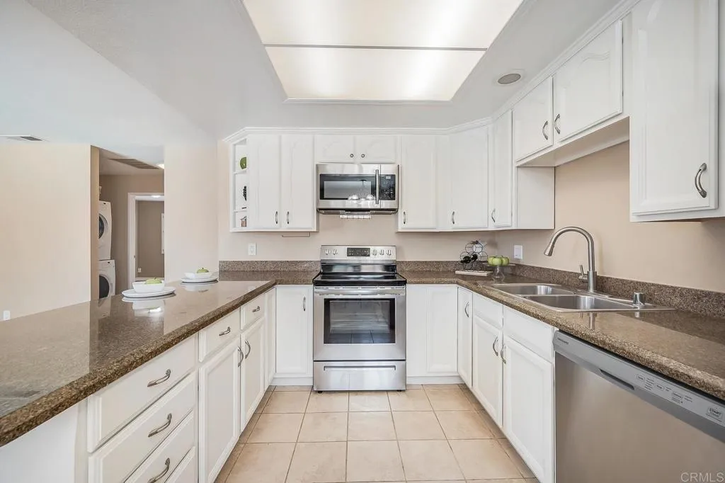 https://cdn.realtyfeed.com/cdn/127/306425538/583b683eb12c27aba29fd17da8218774.webp
