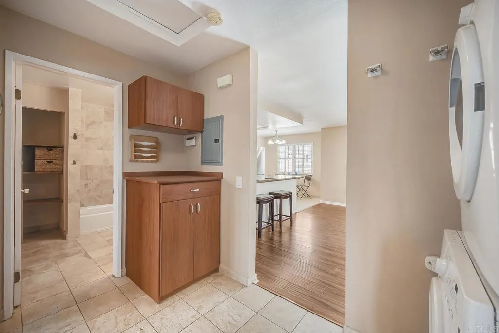 https://cdn.realtyfeed.com/cdn/127/306425538/b99ea36745eb55019e2433b21dc428ca.webp