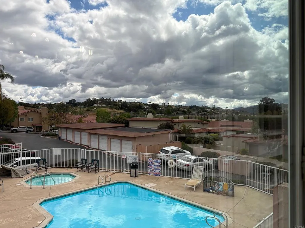 https://cdn.realtyfeed.com/cdn/127/306425538/caf6e84bfa3537d92cd5d07b1cfaba5f.webp