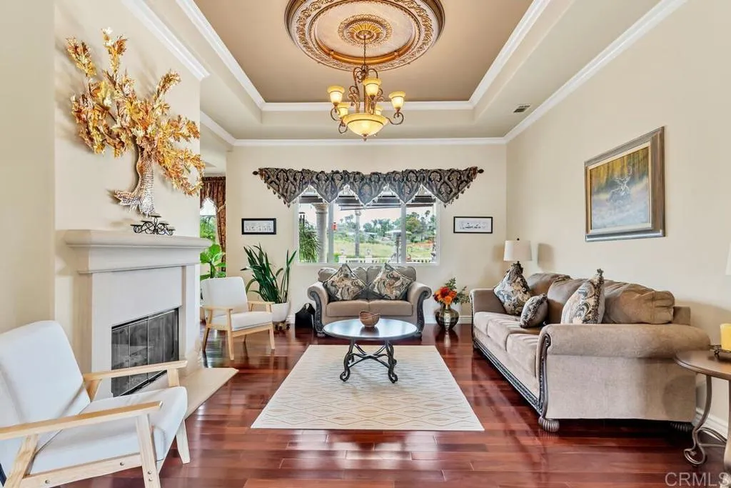 https://cdn.realtyfeed.com/cdn/127/306425548/548767b9056cf9feb65f842288e784a0.webp