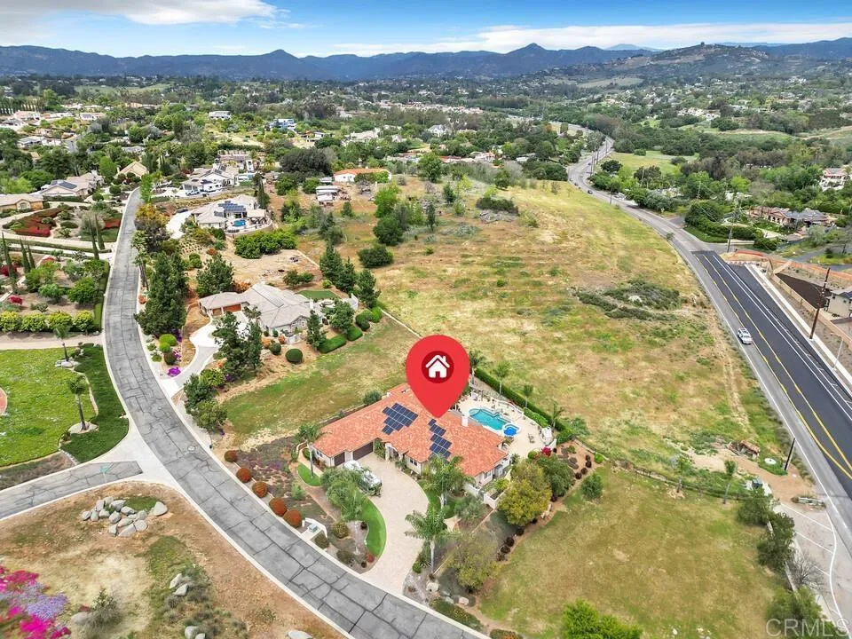 https://cdn.realtyfeed.com/cdn/127/306425548/7f29d8d7f71aba13e9b888a2eab39012.webp