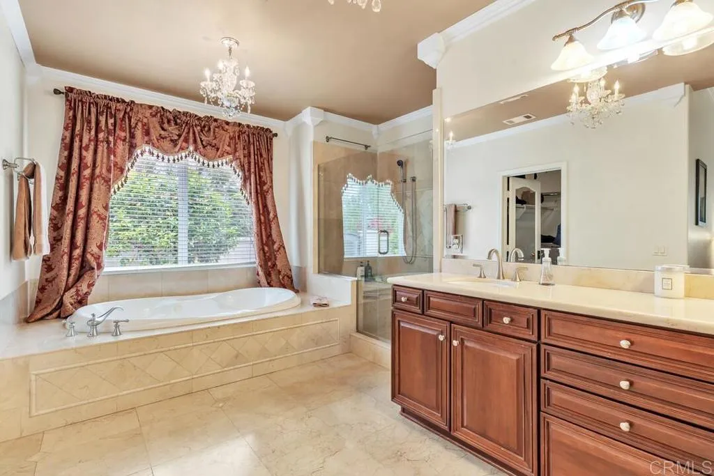 https://cdn.realtyfeed.com/cdn/127/306425548/da68d6904bd93bdfb8b8f6db339ea585.webp