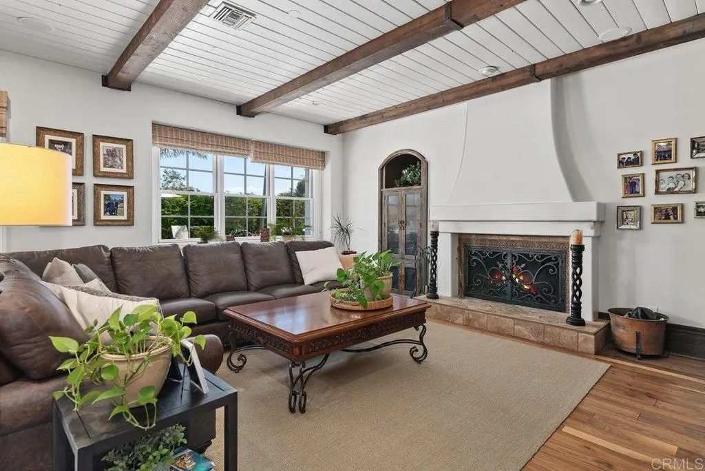 https://cdn.realtyfeed.com/cdn/127/306425560/d6a070df5de517ac61a356c0a6137413.webp