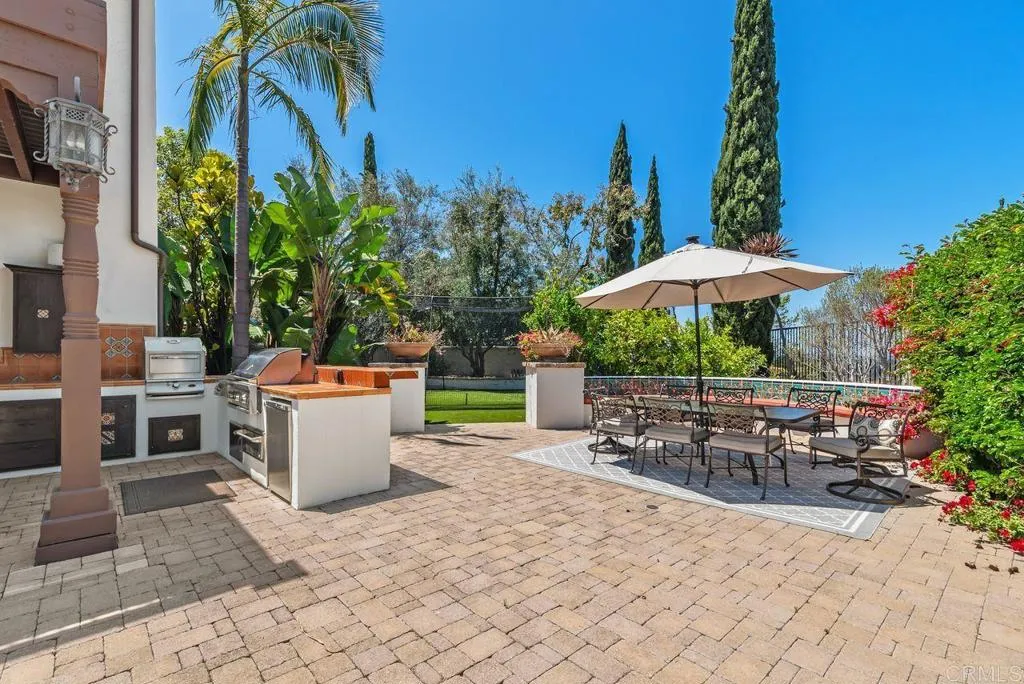 https://cdn.realtyfeed.com/cdn/127/306425560/fe6ef7ab7d0cdba7a8ccb91e45b7a9e9.webp