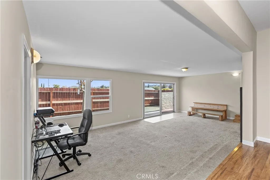 https://cdn.realtyfeed.com/cdn/127/306425584/0ca301859904e461b44e632d31718b02.webp