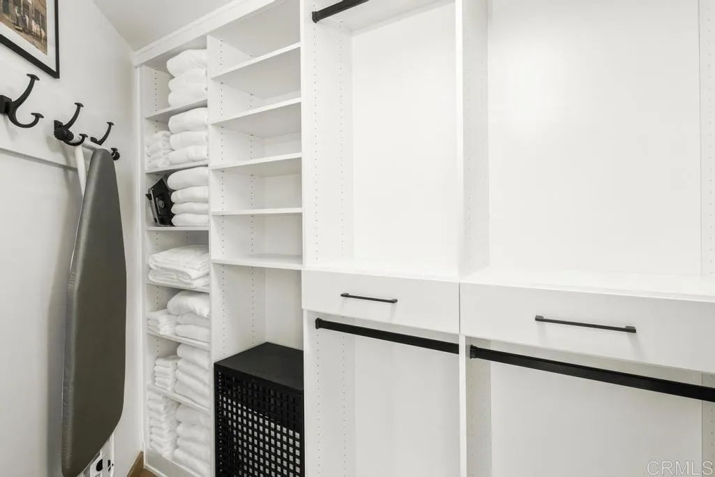 https://cdn.realtyfeed.com/cdn/127/306425589/84758781d6f74e3538e09ebb6c203467.webp