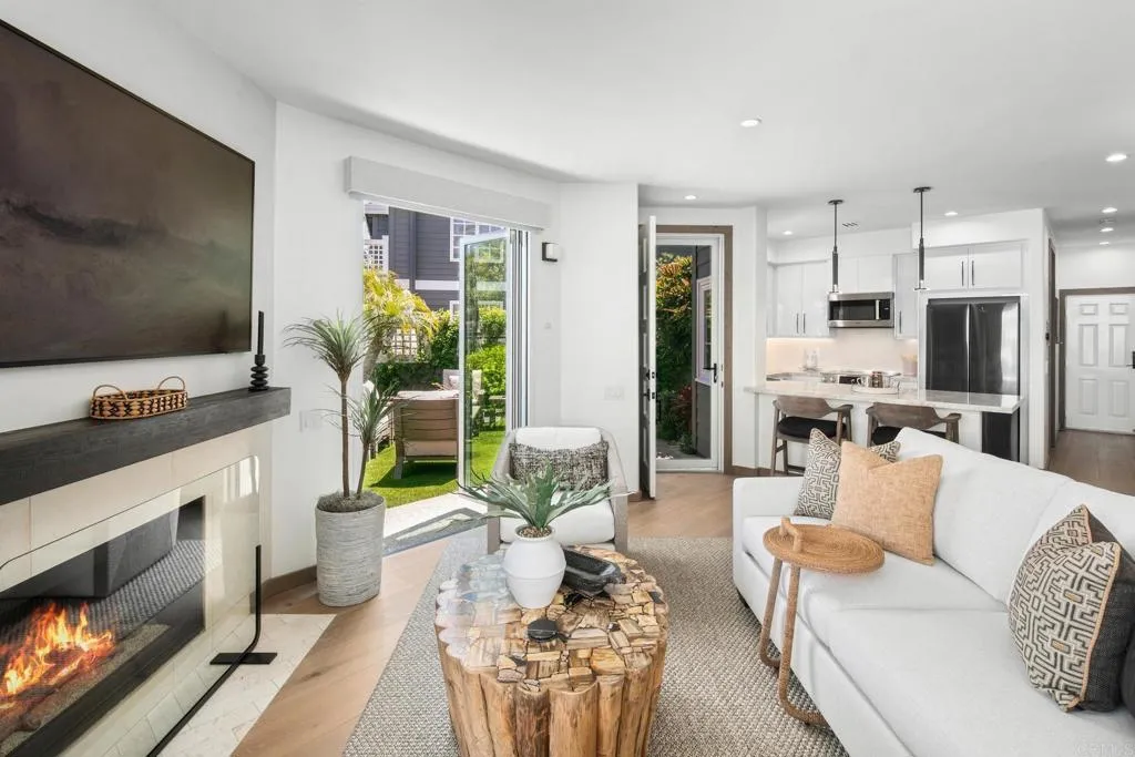 https://cdn.realtyfeed.com/cdn/127/306425589/b7154d0265ab84c96f78e6702fc8da81.webp