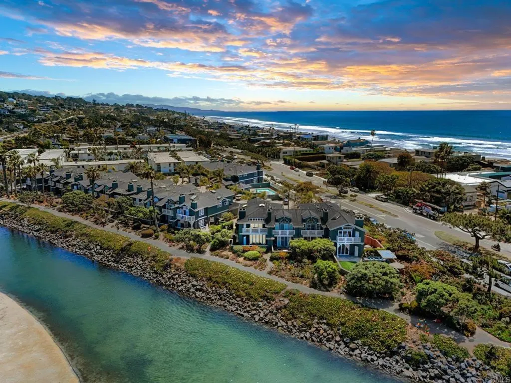 https://cdn.realtyfeed.com/cdn/127/306425589/c48d96ec12d5b8be4f9093eead174dcf.webp
