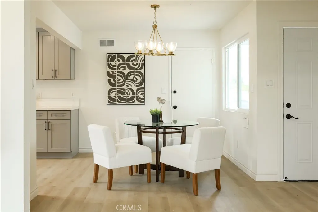https://cdn.realtyfeed.com/cdn/127/306425666/05b58f00c77cda56774c39abea177ada.webp
