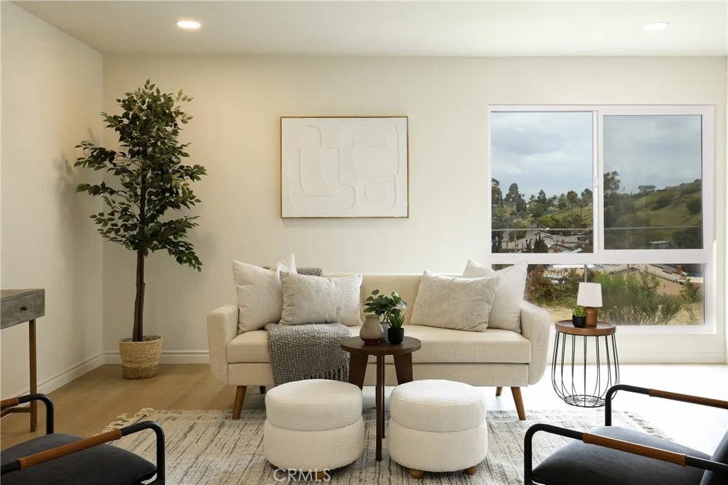 https://cdn.realtyfeed.com/cdn/127/306425666/2e7693d53f1e783611ae9fc0e49477ff.webp