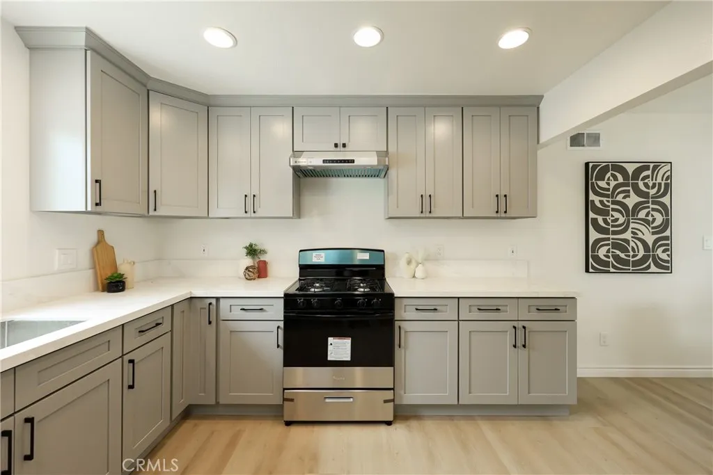 https://cdn.realtyfeed.com/cdn/127/306425666/3b5ddff3b83c8d6980c6d13f09871b47.webp