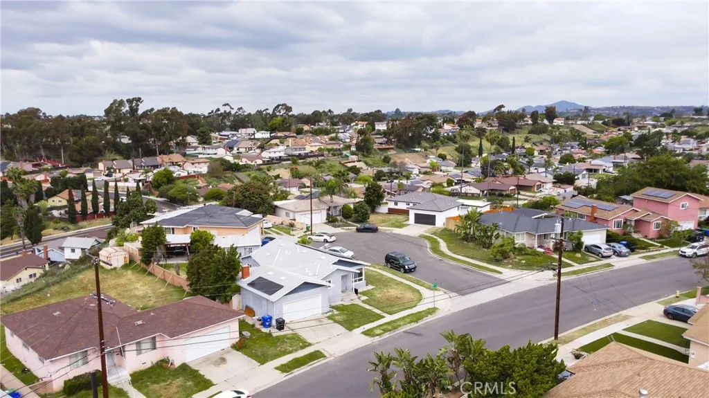 https://cdn.realtyfeed.com/cdn/127/306425666/4bd521fbfc18d2a9ecc041d457998591.webp