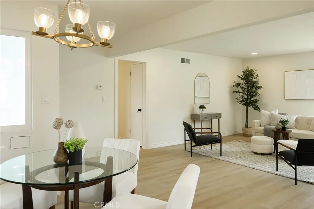 https://cdn.realtyfeed.com/cdn/127/306425666/7a376ff5577eeb102e6a559325928d7c.webp