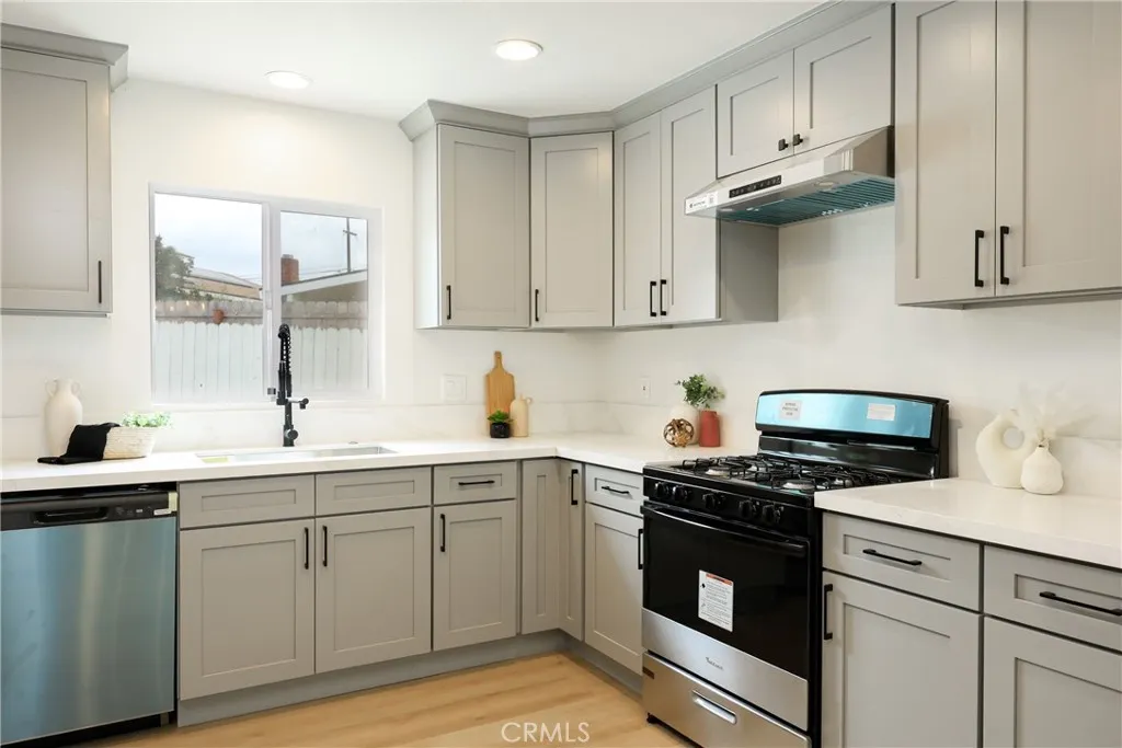 https://cdn.realtyfeed.com/cdn/127/306425666/ac53982be9861b1acd8b5fa5bf4d0682.webp