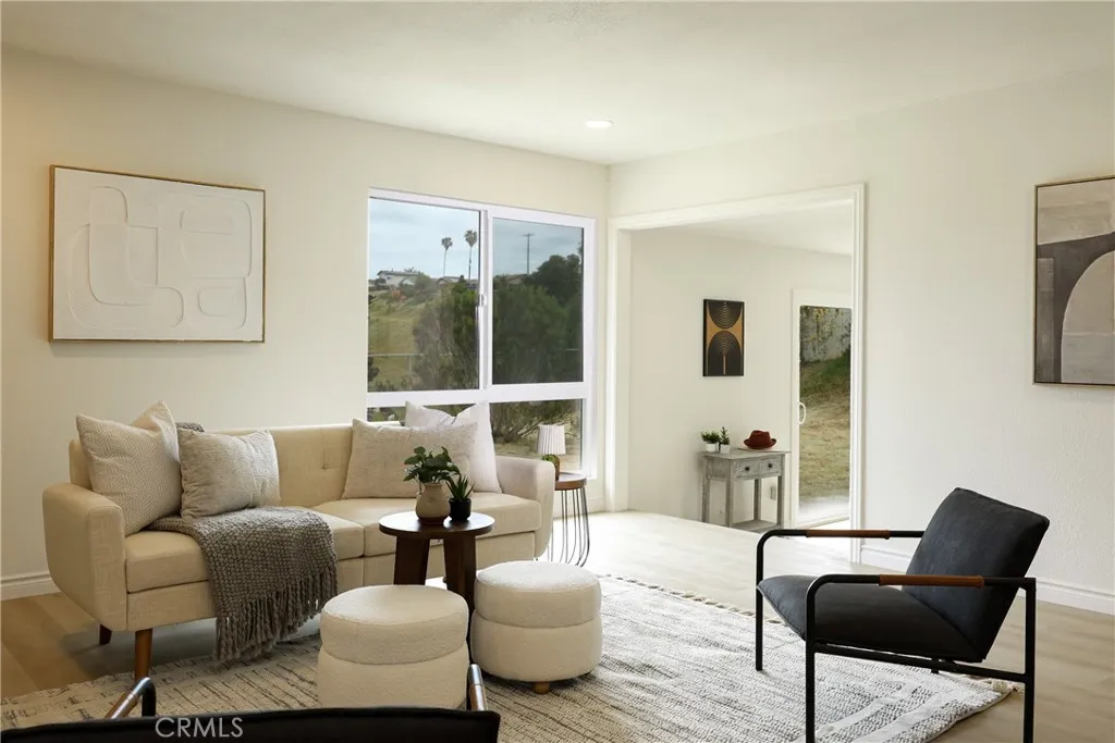 https://cdn.realtyfeed.com/cdn/127/306425666/b7f71018d58ecb26cc92adb0f42c7119.webp