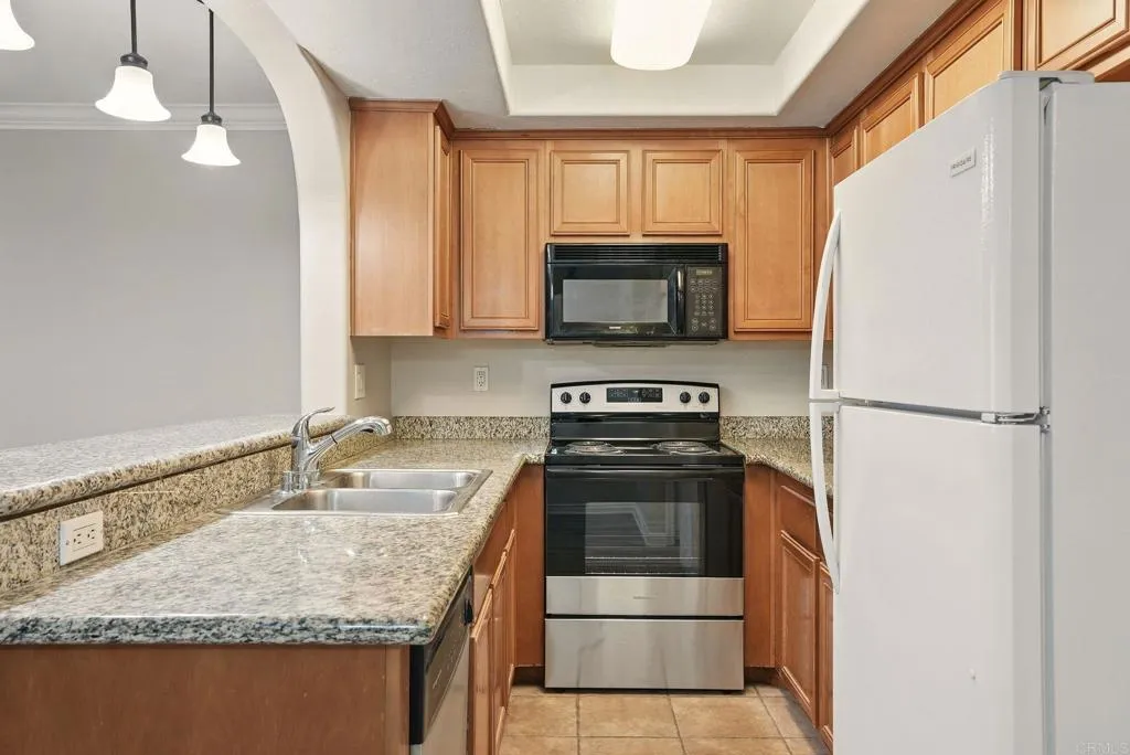 Photo #8: PTP2503015 Listing: Photo #8