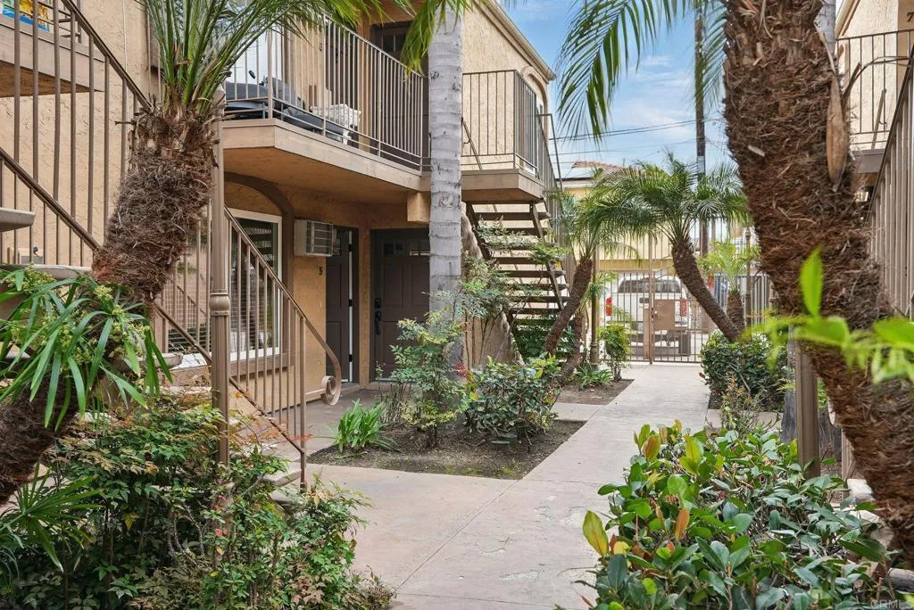 Photo #3: PTP2503015 Listing 