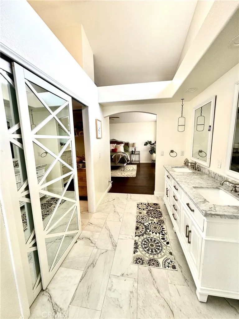 https://cdn.realtyfeed.com/cdn/127/306426105/2e03f237f202c3d738d1856a1a4bd4bf.webp