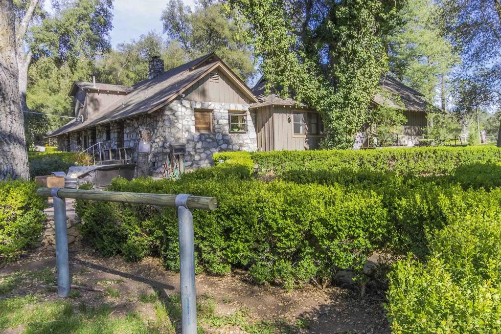 https://cdn.realtyfeed.com/cdn/127/306426109/0403dbe90718b1f710c59a5c8ee13a24.webp