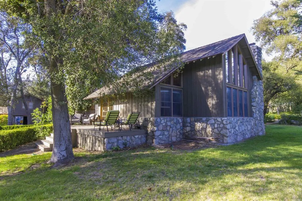 https://cdn.realtyfeed.com/cdn/127/306426109/5eff5cf668569b68dbc875b0f4fa5344.webp