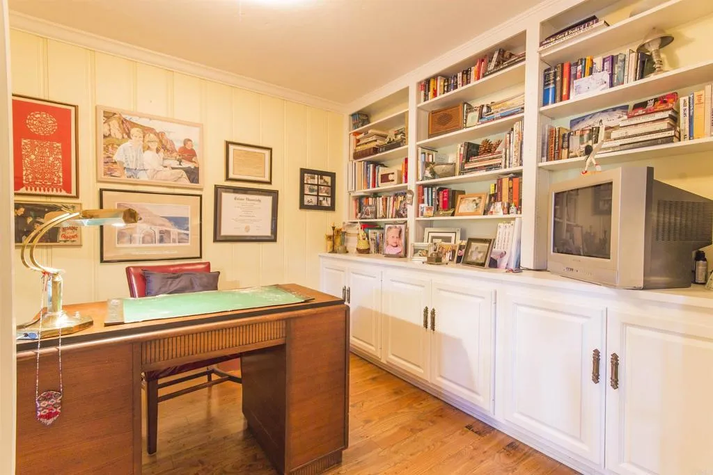 https://cdn.realtyfeed.com/cdn/127/306426109/9fc4812e571cf2e768a6b384d3c1b3f6.webp