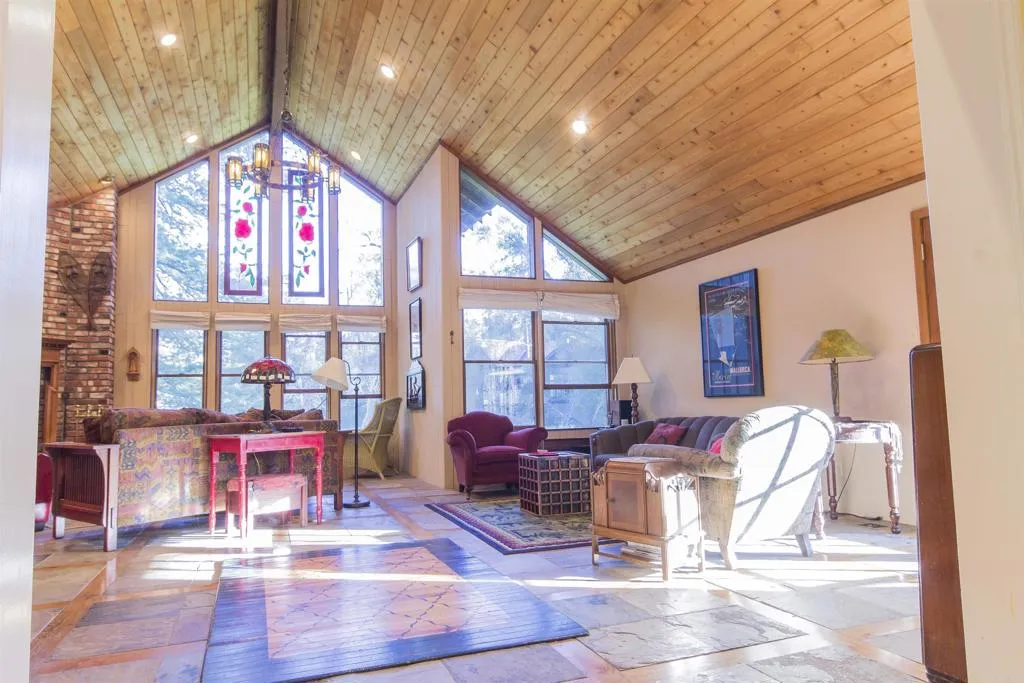 https://cdn.realtyfeed.com/cdn/127/306426109/e823f8c16c8500c68e7c3acceca070bf.webp