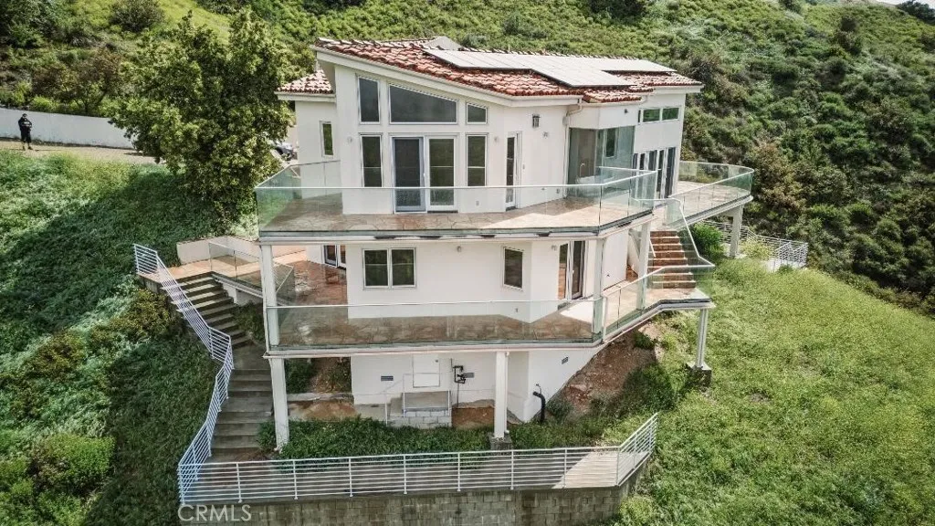 2501 Barrymore Drive, Malibu, Ca 90265 - Photo 3 of 54, Malibu, CA