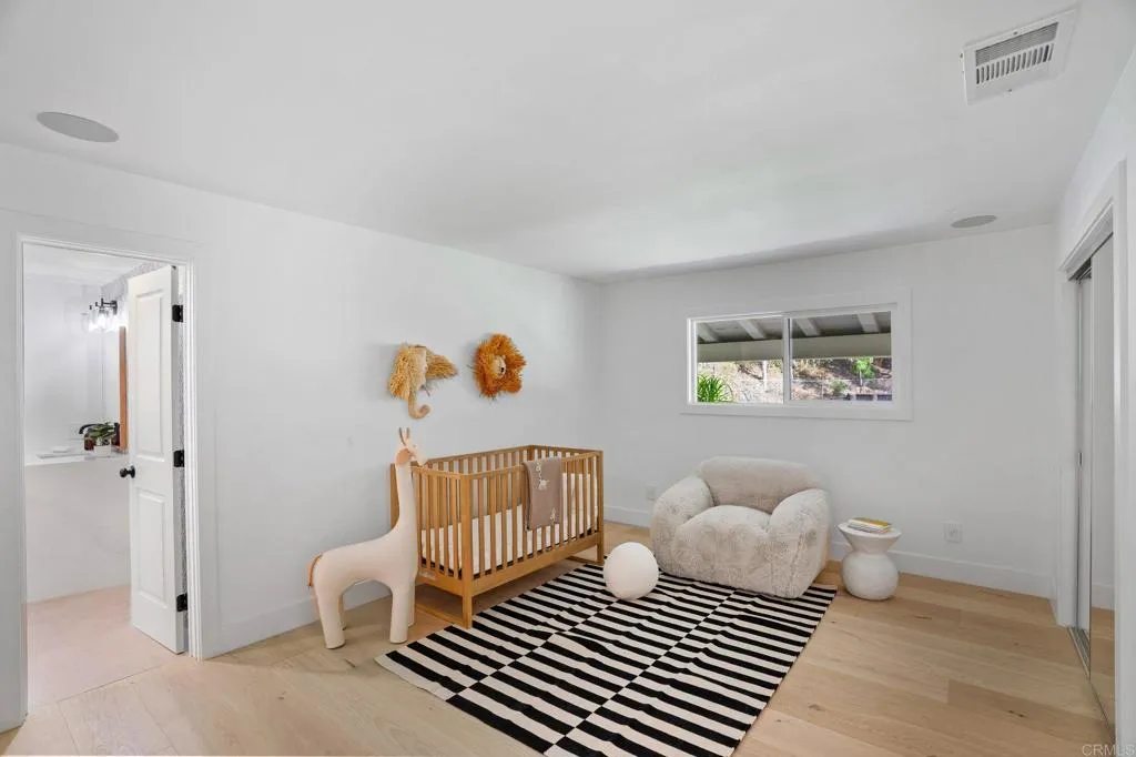 https://cdn.realtyfeed.com/cdn/127/306426248/635da828165208b5baf568d007edea8f.webp