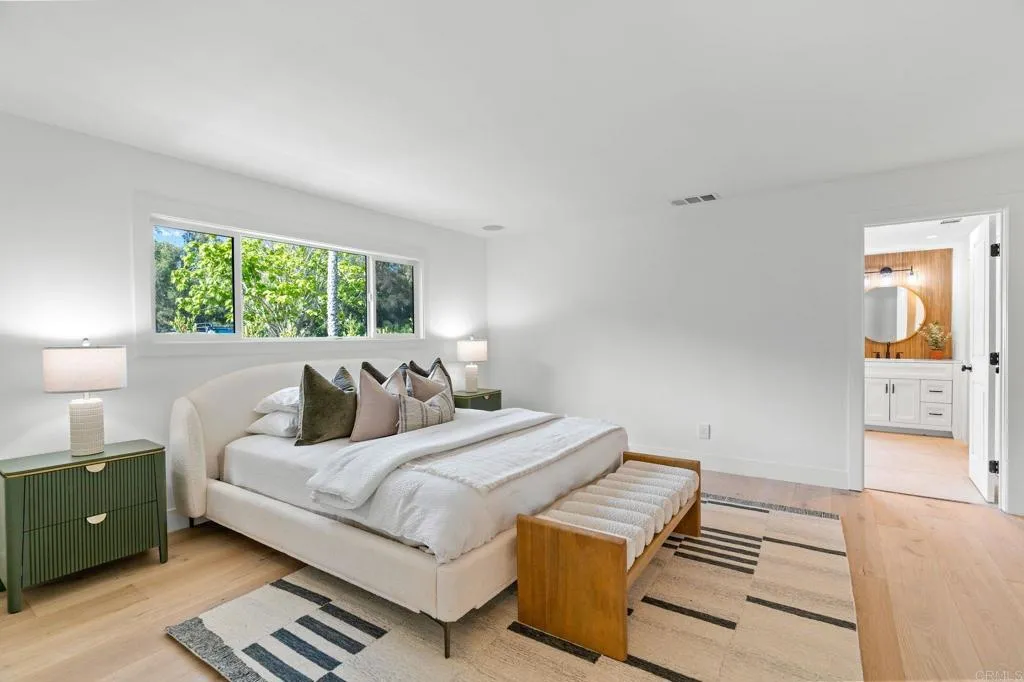 https://cdn.realtyfeed.com/cdn/127/306426248/ebf2ecb12ff7285220c9ab580e77d8fa.webp