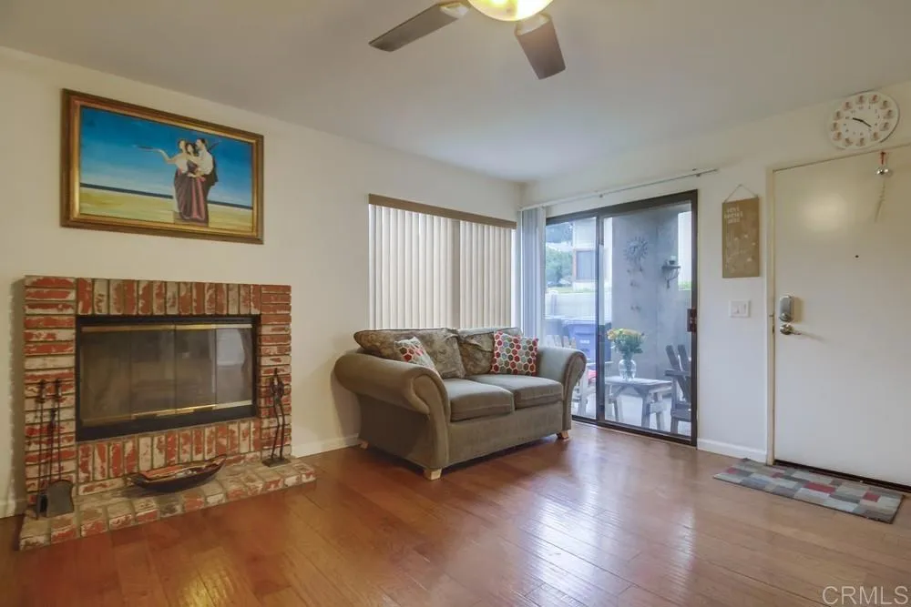 https://cdn.realtyfeed.com/cdn/127/306426464/8ee018fc4527a016b2f43640f04bbcb5.webp