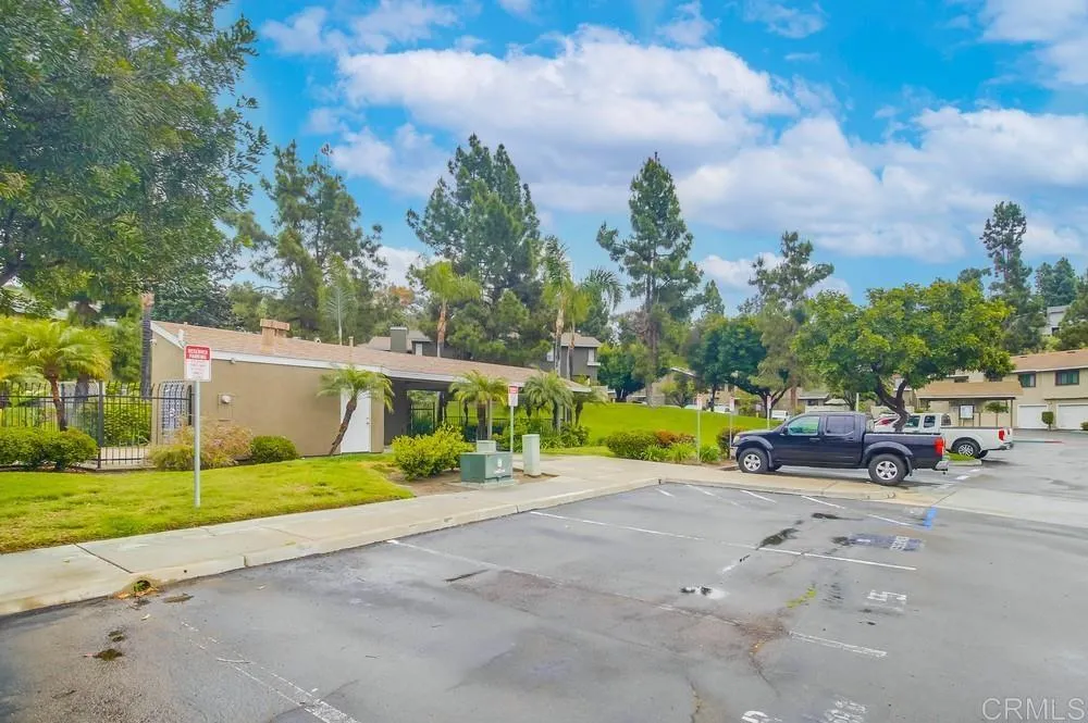 https://cdn.realtyfeed.com/cdn/127/306426464/b451089277278fb4bc18cf64e68b6f2d.webp