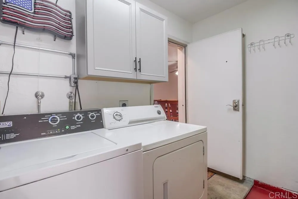 https://cdn.realtyfeed.com/cdn/127/306426464/d1d6d10718e177260ccee062f2b9f7a7.webp