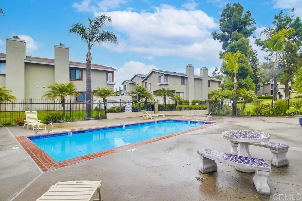 https://cdn.realtyfeed.com/cdn/127/306426464/dfd6271bd3cc6a04d819bc6b32357678.webp